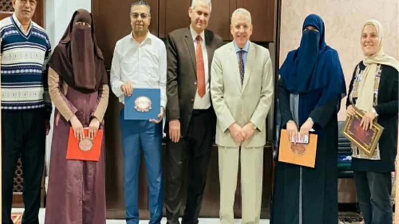 رئيس مياه القليوبية يُكرم الحاصلين على الدكتوراه والماجستير
