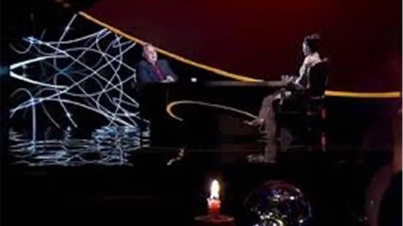 اشرف زكى يكشف حقيقة إصابته بنزيف بالمخ