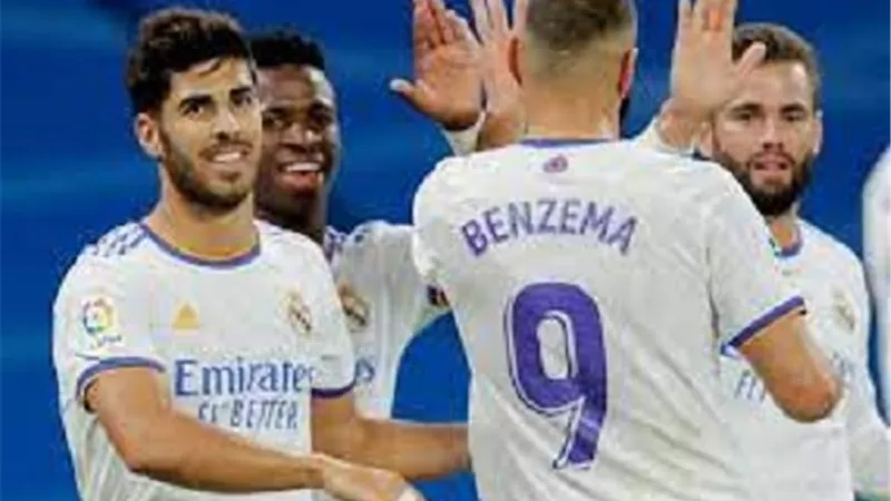 7 لاعبين يتغيبون عن ريال مدريد امام اشبيلية