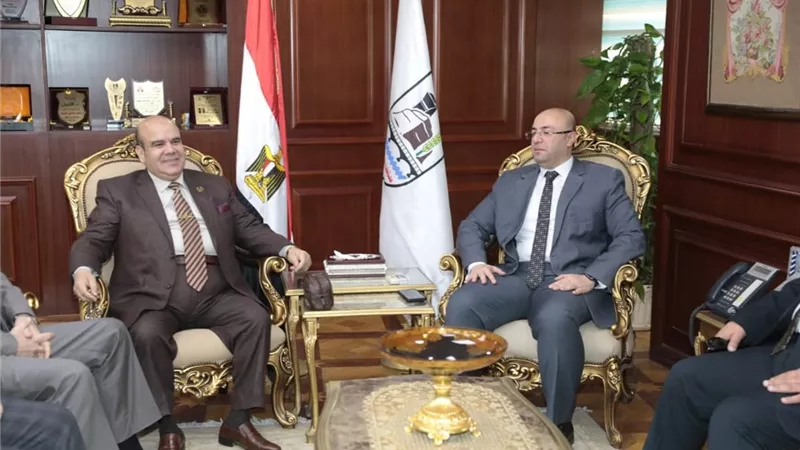محافظ بني سويف يستقبل مساعدي وزير العدل
