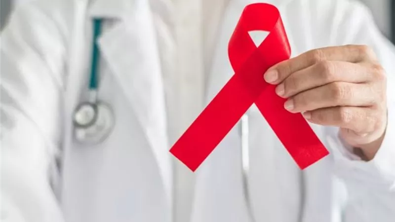 بالفيديو.. تعرف على طرق الوقاية من مرض الإيدز