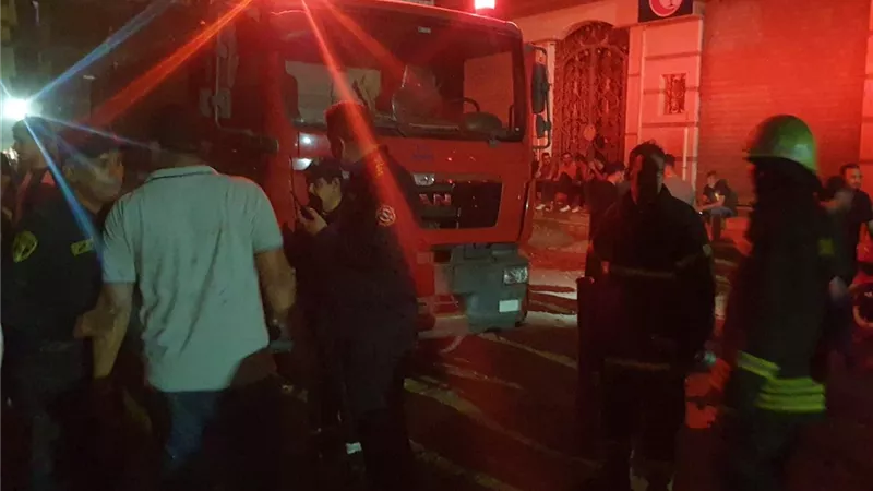 السيطرة علي حريق هائل في منطقة الحرس الوطني ببنها .. صور وفيديو