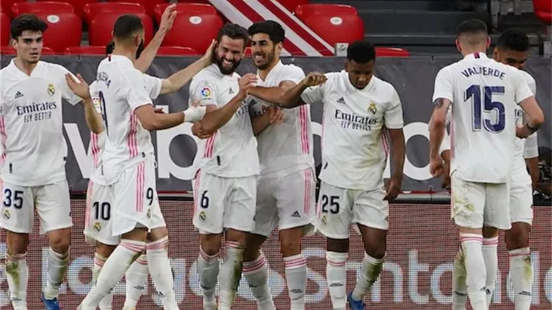 ريال مدريد فى مباراة نارية امام اشبيلية الليلة