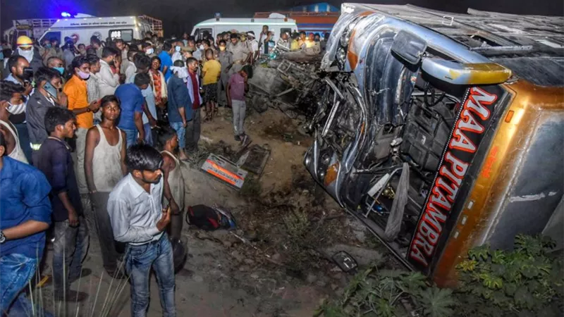 مصرع وإصابة 18 شخصا جراء حادث تصادم في الهند