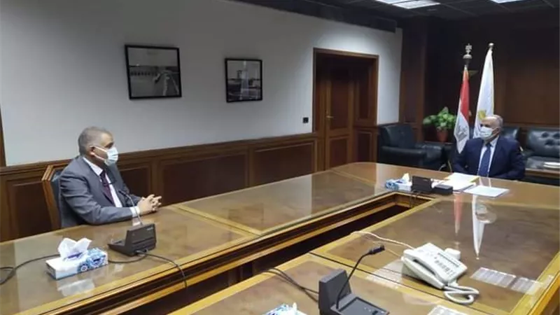 وزير الرى: مشروعات الصرف الزراعى تسهم فى الحفاظ على خصوبة التربة وزيادة الإنتاج