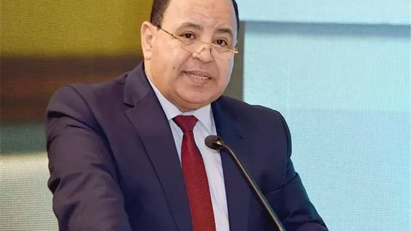 المالية : زيادة الحافز الإضافي الشهرى بـ ١٧٥ جنيهًا للدرجة السادسة و ٤٠٠ جنيه للدرجة الممتاز