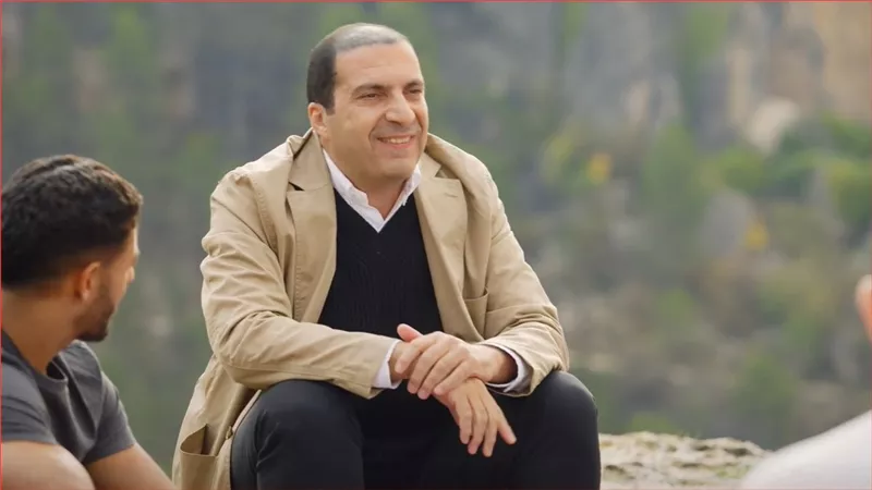 عمرو خالد يطالب بتدريس الإحسان في الجامعات