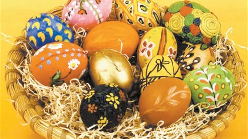 بريطانية تحتفظ ببيضة عيد الفصح منذ 62 عامًا
