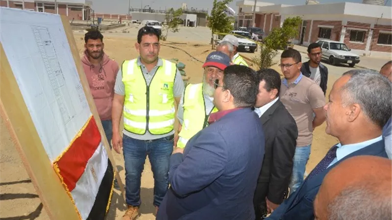 نائب محافظ بنى سويف يتابع مشروعات حياة كريمة بقريتى دندبل وأبوصير