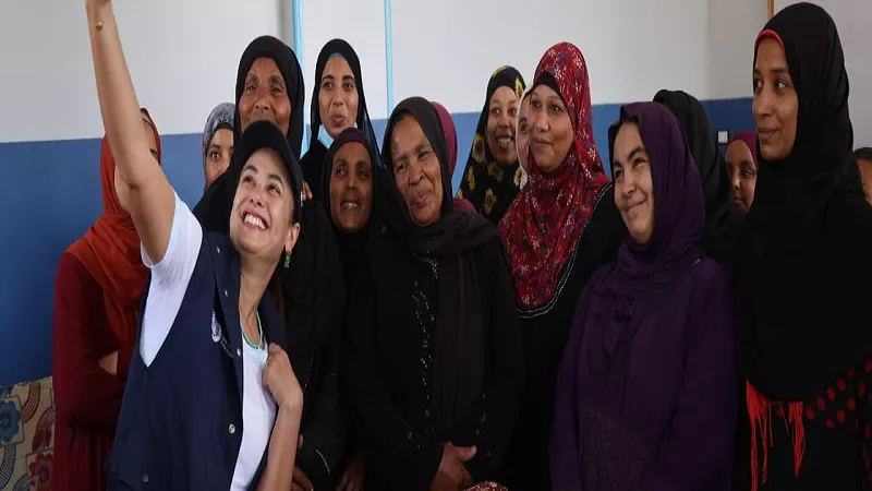 هند صبري سفيرة النوايا الحسنة ببرنامج الأغذية العالمي تتفقد مشروعات التكيف مع تغير المناخ في مصر