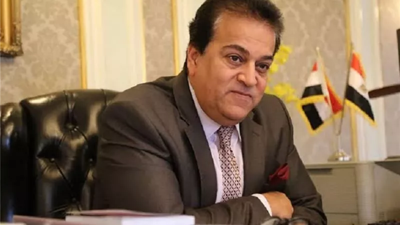 خالد عبدالغفار: 