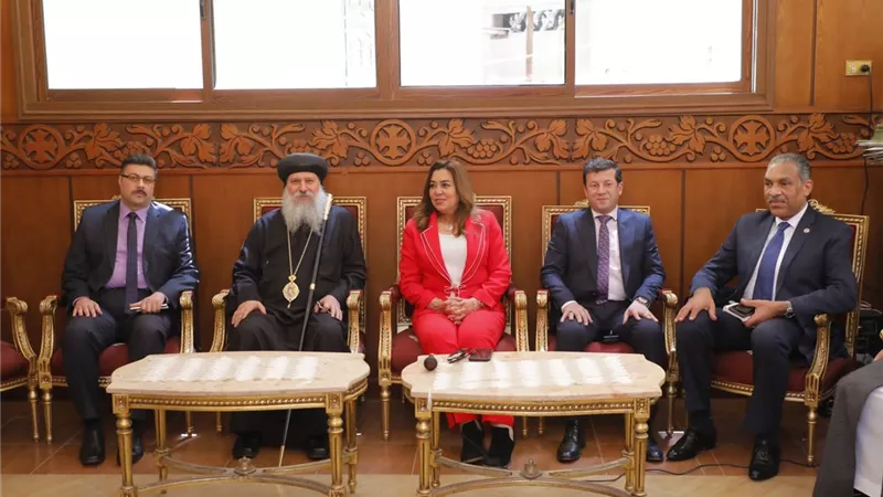 محافظ دمياط: نعيش حالياً مناسبات دينية تحمل أسمى معاني التلاحم بين أبناء مصر