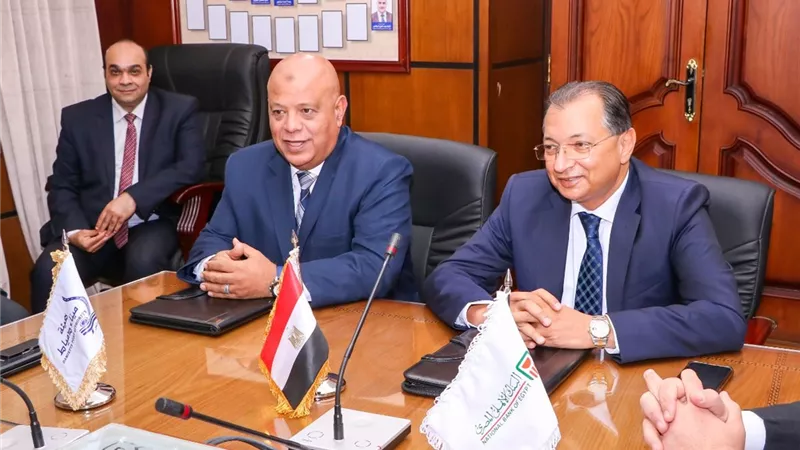 هيئة ميناء دمياط توقع بروتوكول مع البنك الأهلى لتطوير التحصيل الإلكتروني