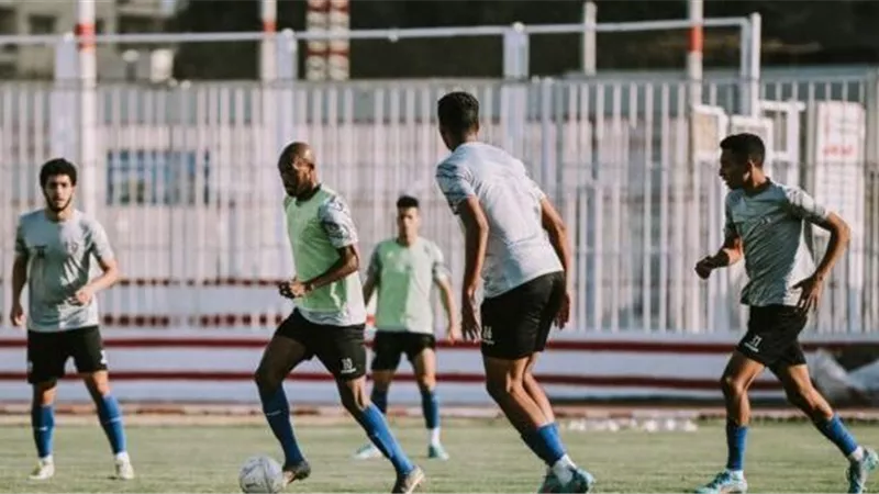 فيريرا يخصص تدريبات تأهيلية للمستبعدين من مواجهة الاتحاد