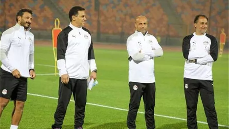 مدرب المنتخب الأسبق يتحدث عن واقعة مصطفى محمد.. وحقيقة تدخل صلاح في التشكيل