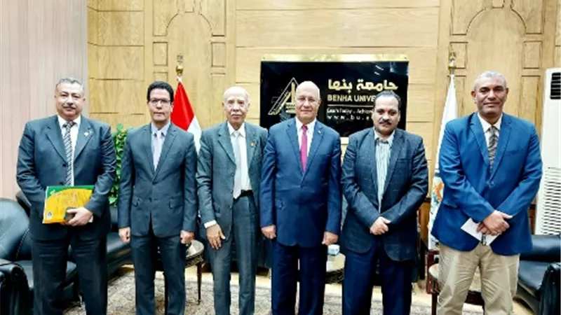 جامعة بنها تنظم ندوة عن حرب الشائعات والإرهاب.. وسوسه: حريصون على تنمية وعى الشباب