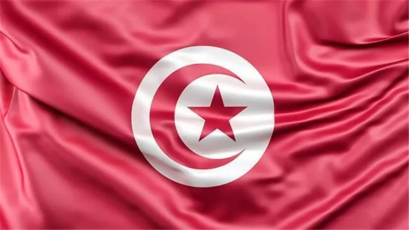 تونس تقترض 700 مليون دولار من البنك الإفريقي