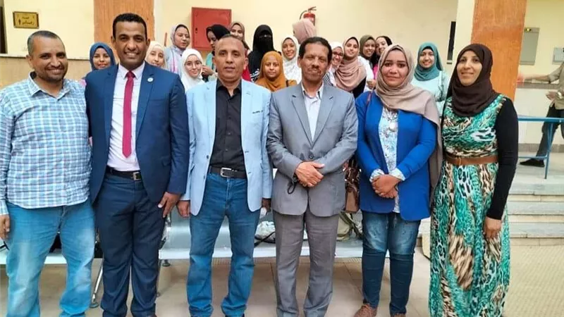 كليات السياحة والفنادق والحاسبات والألسن ينظمون حفلات إفطار جماعي بجامعة الأقصر
