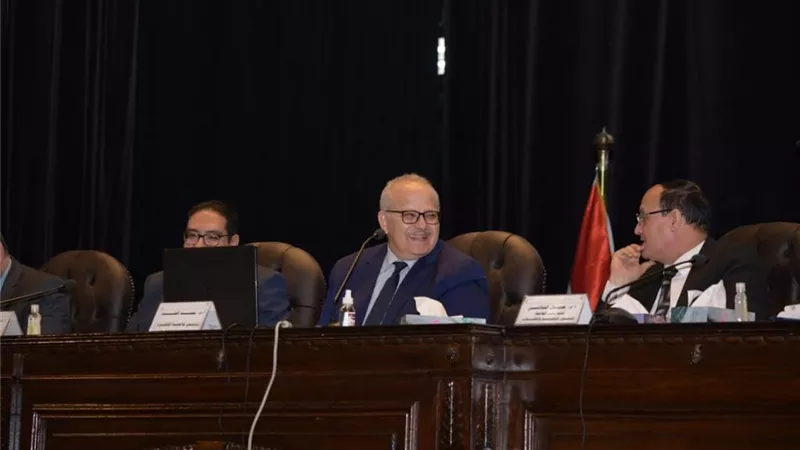 الخشت : توجيه المشروعات البحثية لاستصلاح 200 فدان بالوادى الجديد