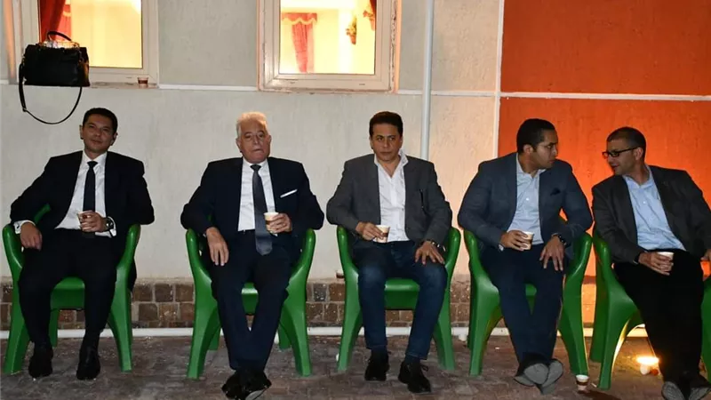 فودة: يبدى سعادتة بلقاء ابناءة من طلاب المدرسة الفكرية والصم والبكم ويتبنى احد الحالات المرضية