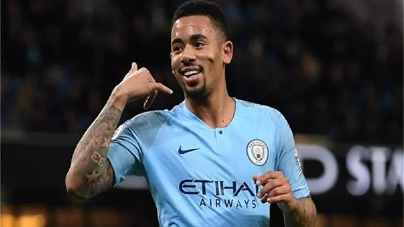 البرازيلى جيسوس بديلا لـ هالاند فى برشلونه
