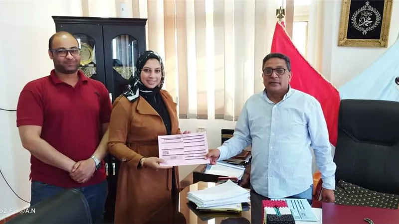 رئيس مدينة رأس غارب : تسليم أول ترخيص طبقا للاشتراطات البنائية الجديدة