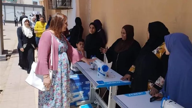٦٠ مشروعا من 