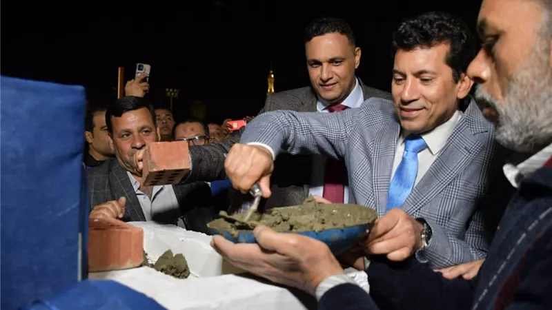 وزير الشباب يقرر صرف مكافأة للعاملين بنادي المنصورة الرياضي