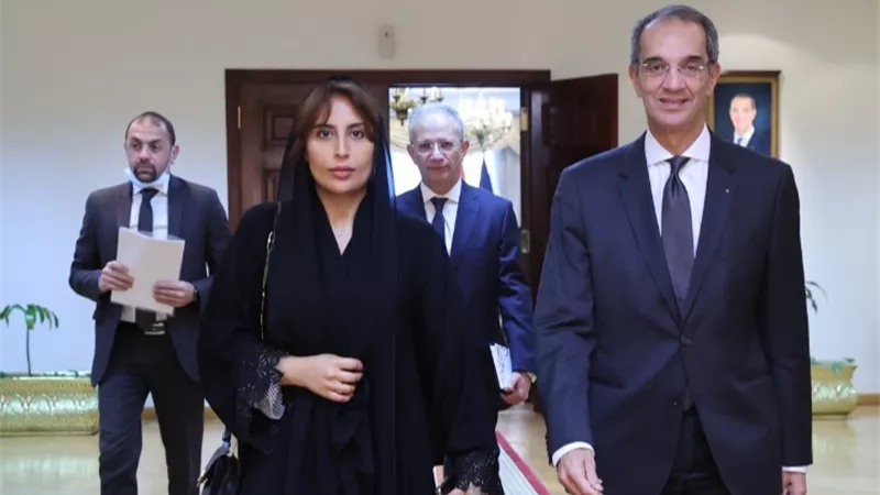 وزير الاتصالات يوجه دعوة لنظيره الاماراتى للتعاون بمجال الذكاء الاصطناعى