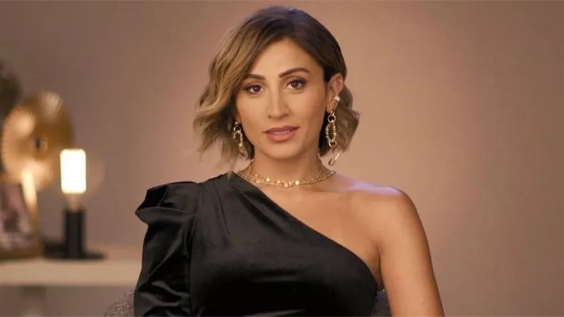 دينا الشربيني: 