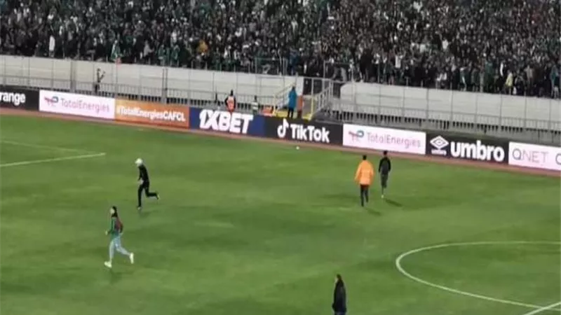 الاهلى ضد الرجاء .. الاحمر يتوجه الى ملعب المباراة وسط تشديدات أمنية
