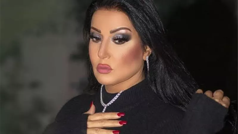 الموت يفجع سمية الخشاب