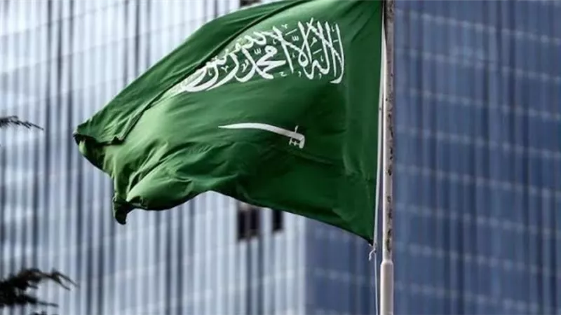 السعودية.. القبض على 9 مقيمين روّجوا مواد مخدرة