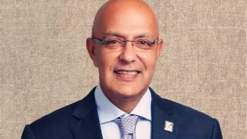 النائب أحمد صبور يهنئ البابا تواضروس والأخوة الأقباط بعيد القيامة المجيد