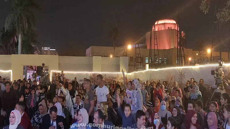الفن الشعبى يرسم البهجة على وجوه جمهور الليلة الـ١٣ لبرنامج 