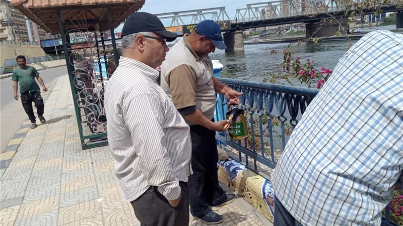 رفع ٢٦٥ طن قمامة و اتربة من الشوارع والميادين بالمنصورة