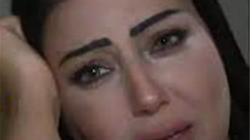 صلاة الجنازة على والدة سمية الخشاب