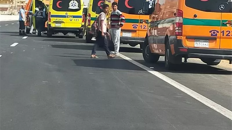 مصرع واصابة ١٠ مواطنين علي طريق الموت 