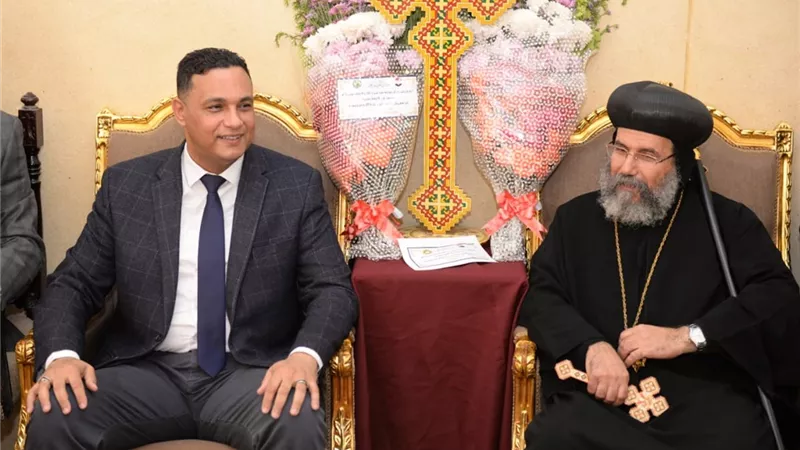 محافظ الدقهلية يهنئ الأخوة الأقباط بمناسبة عيد القيامة
