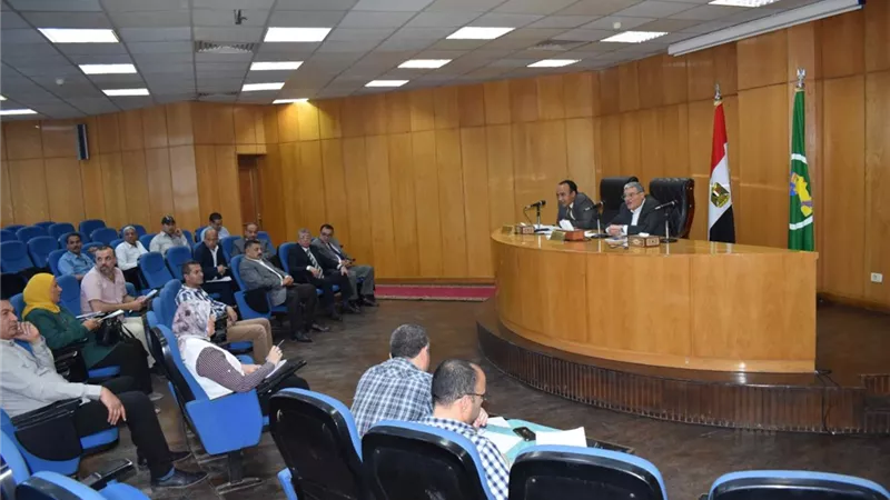 محافظ المنيا: حريصون على تنفيذ مشروعات المبادرة الرئاسية 