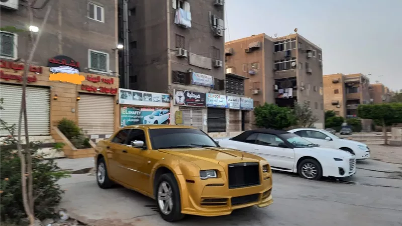 عشوائية أم حرية شخصية؟تحويل الوحدات السكنية إلى محلات تجارية