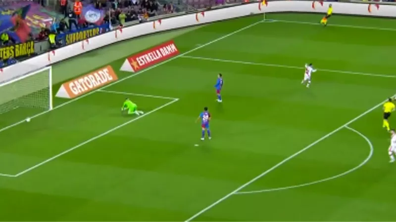 هزيمة مفاجئة لبرشلونة من رايو فاييكانو بهدف .. والريال على بعد نقطة من لقب الدورى الاسبانى