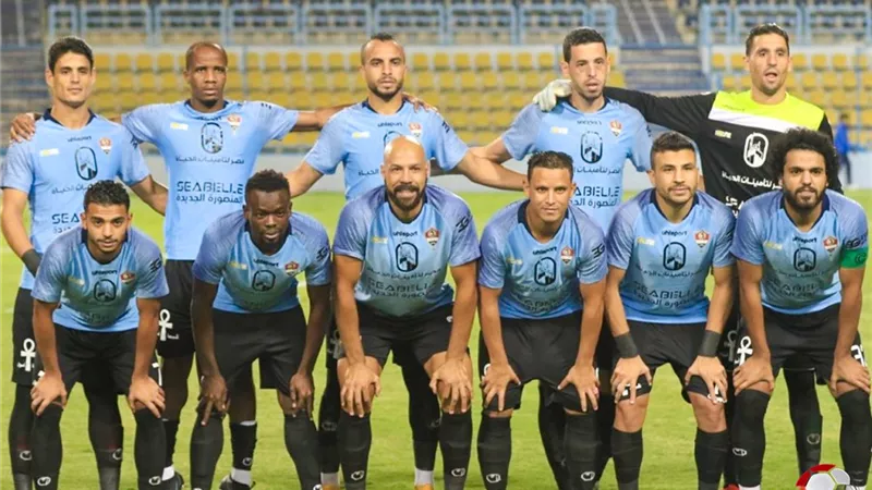 التشكيل الأساسي لمواجهة غزل المحلة وفاركو في الدوري