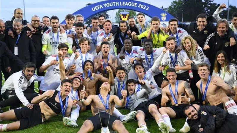 بنفيكا يفوز بدورى أبطال أوروبا للشباب