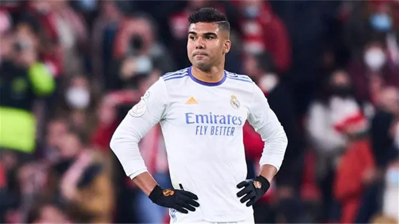 كاسيميرو يغيب عن ريال مدريد أمام السيتى بدورى الأبطال