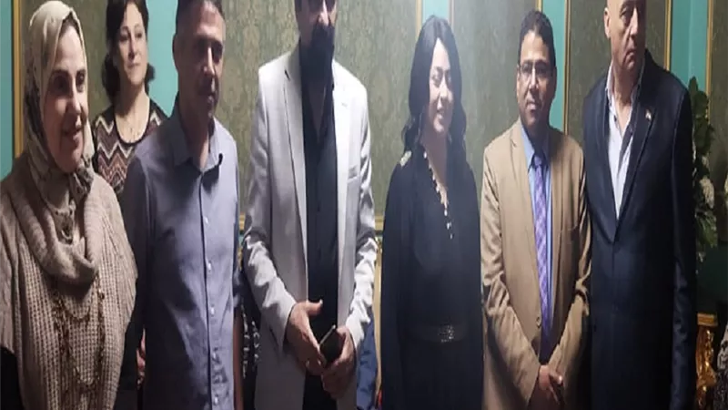 الفنانون وأعضاء مجلس النواب وقيادات التعليم في افطار معلمي مصر القديمة