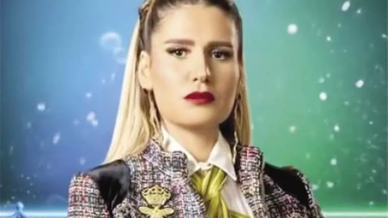 هنا شيحة عن آراء النقاد في أعمالها: 