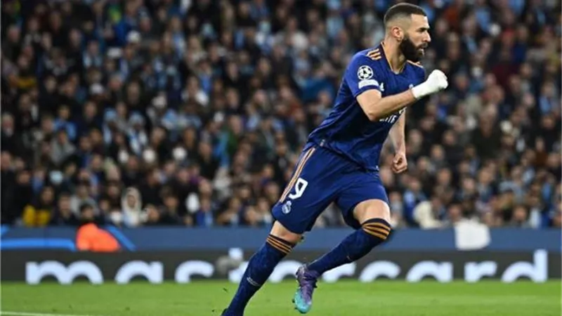 بعد هدفه فى السيتى .. بنزيما يكرر انجاز رونالدو مع ريال مدريد