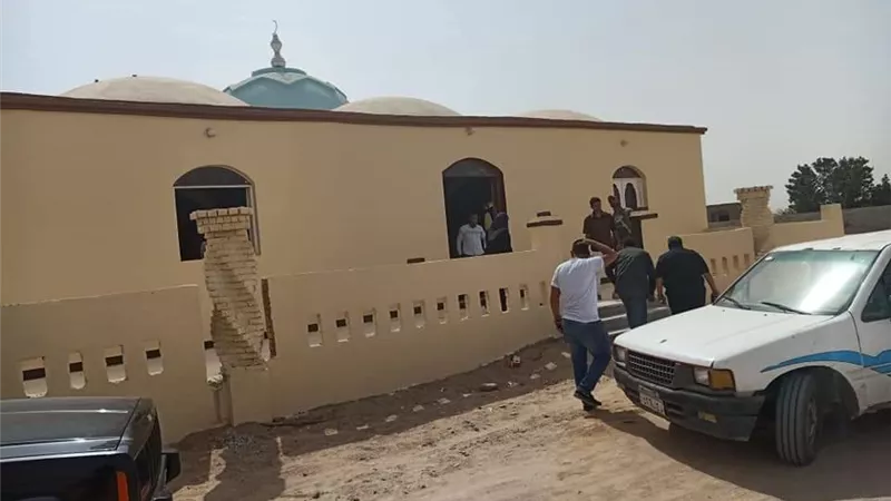 رئيس مدينة طور سيناء يتابع التجهيزات الجارية لافتتاح مسجد حي الحرفية
