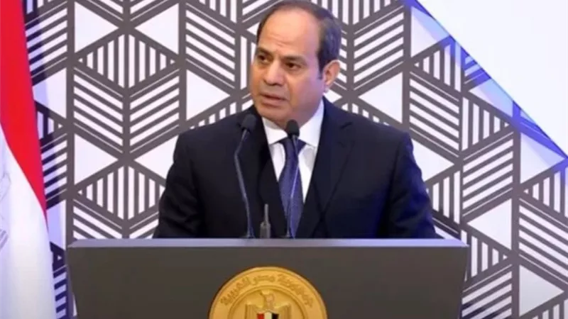 الرئيس السيسي : نتطلع لرؤية جيل واعد من شباب العلماء والأئمة المفكرين